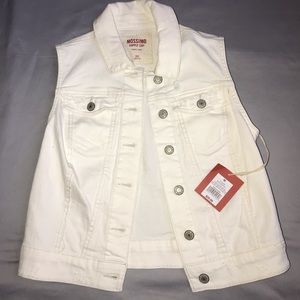 Sleeveless white denim jacket